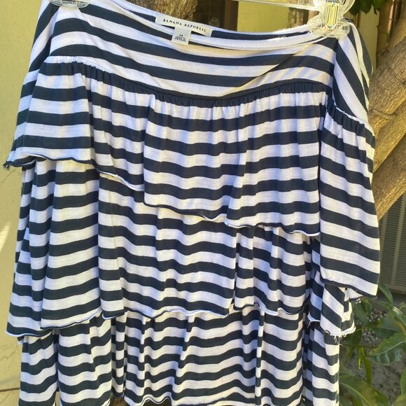 Women's Banana Republic 3 tiered Blue and White Striped Skirt Size 14 - Picture 3 of 8